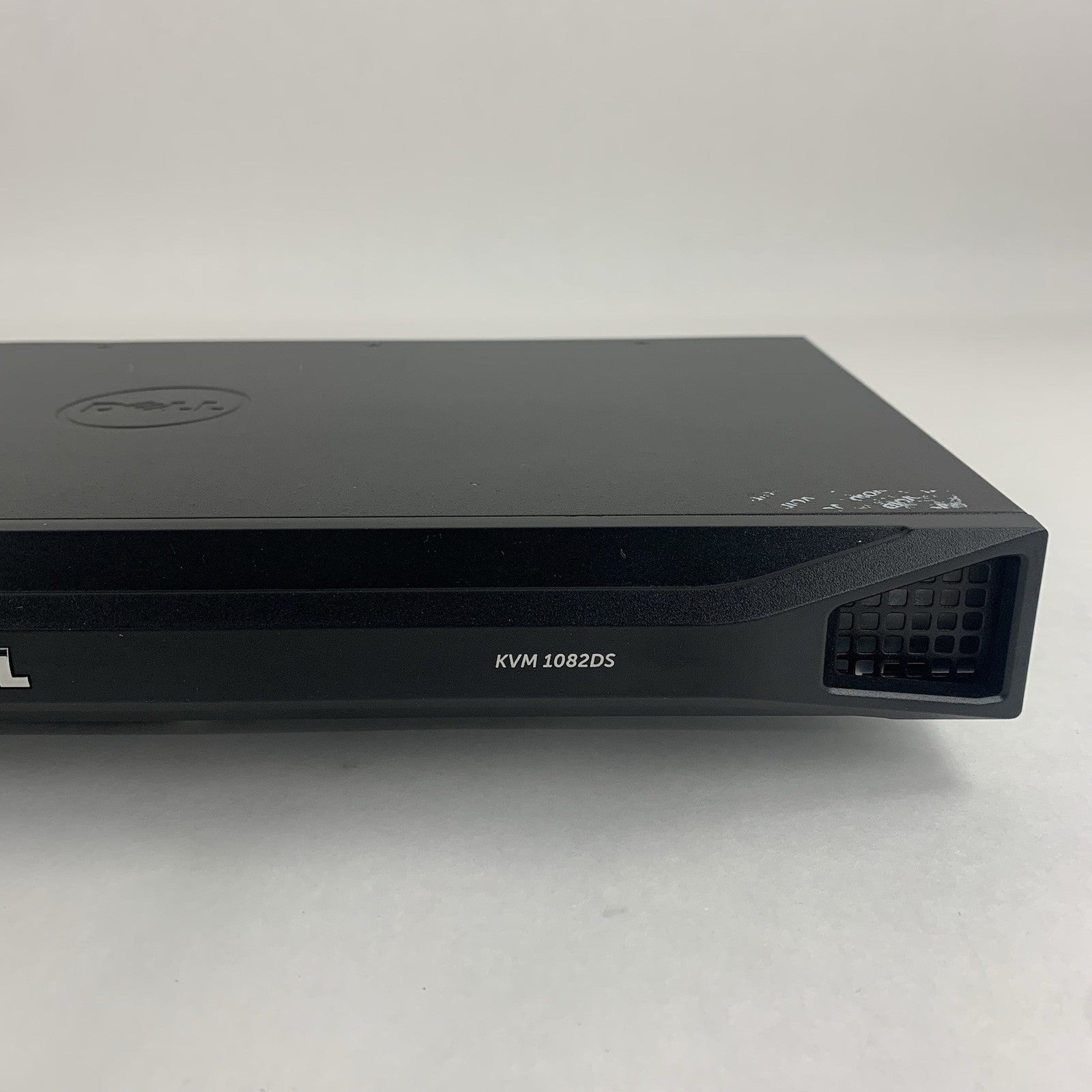 Dell KVM 1082DS 8-Port Analog Rackmount KVM Switch Tested No Rails2