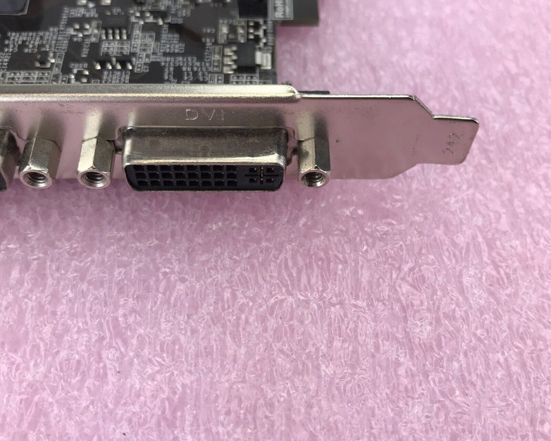 GeForce GT520 1G PCI-E 01G-P3-1526-KR Graphics Card GPU P1310