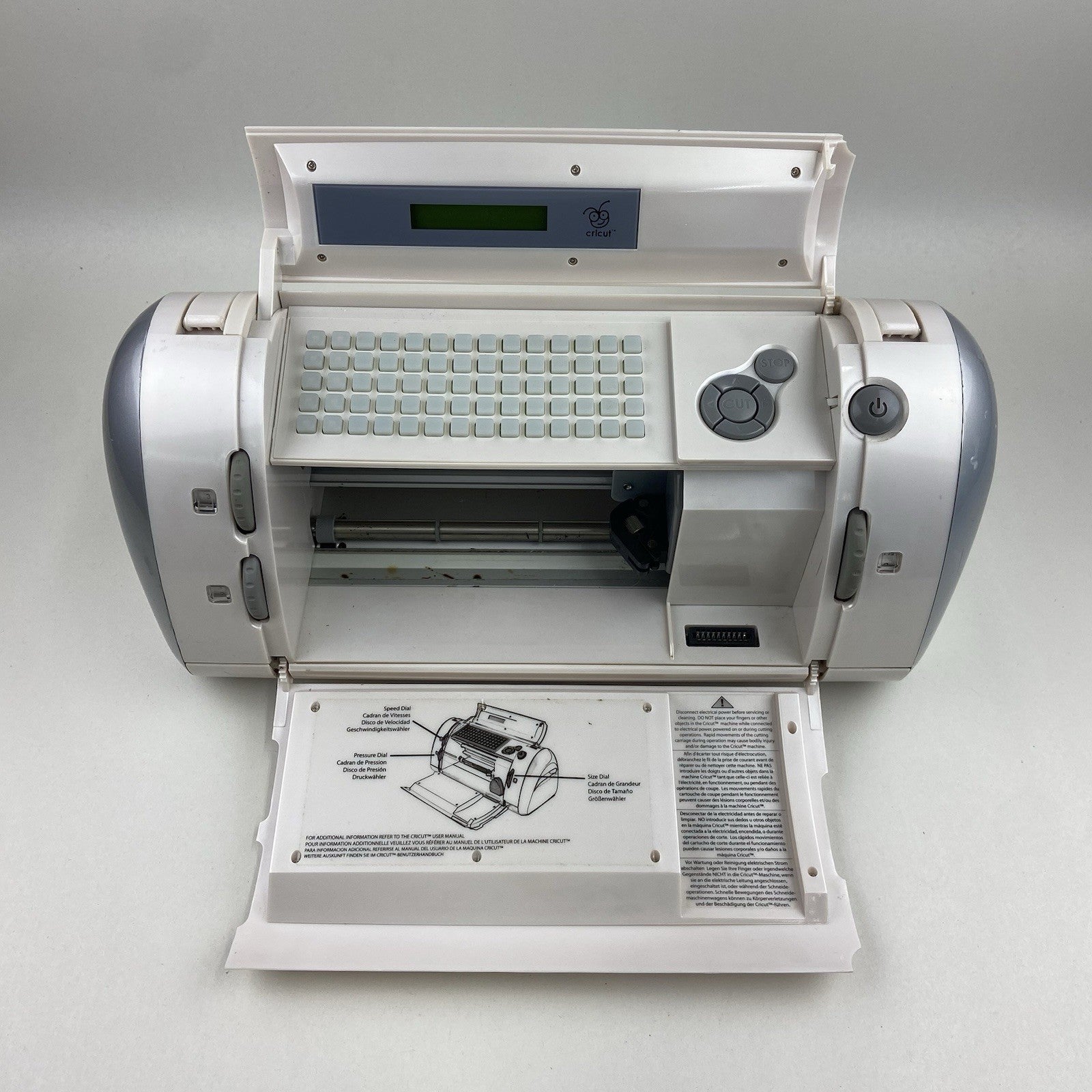 Cricut Personal Electronic Cutter Machine CRV0012