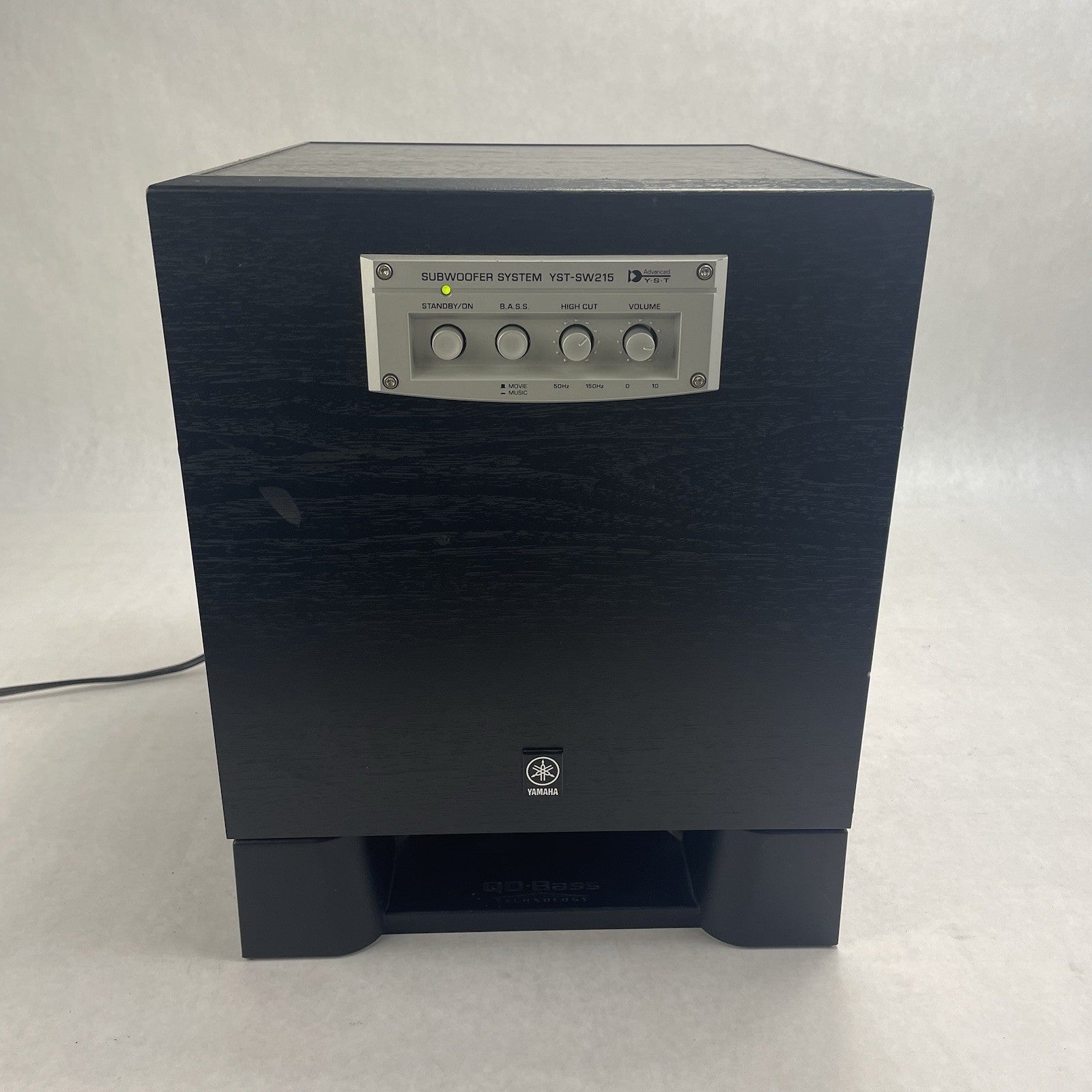 Yamaha Subwoofer YST-SW215 Powered Black Wood Grain 95 Watts1