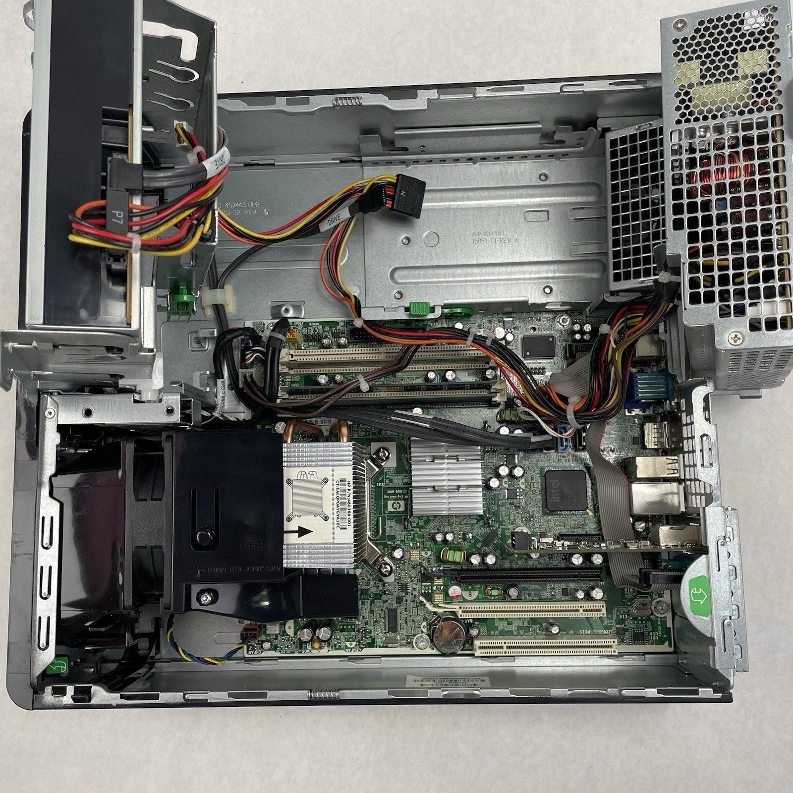 HP Compaq dc7900 MT Core 2 Duo Q8400 3.00 GHz 3 GB RAM No HDD No OS