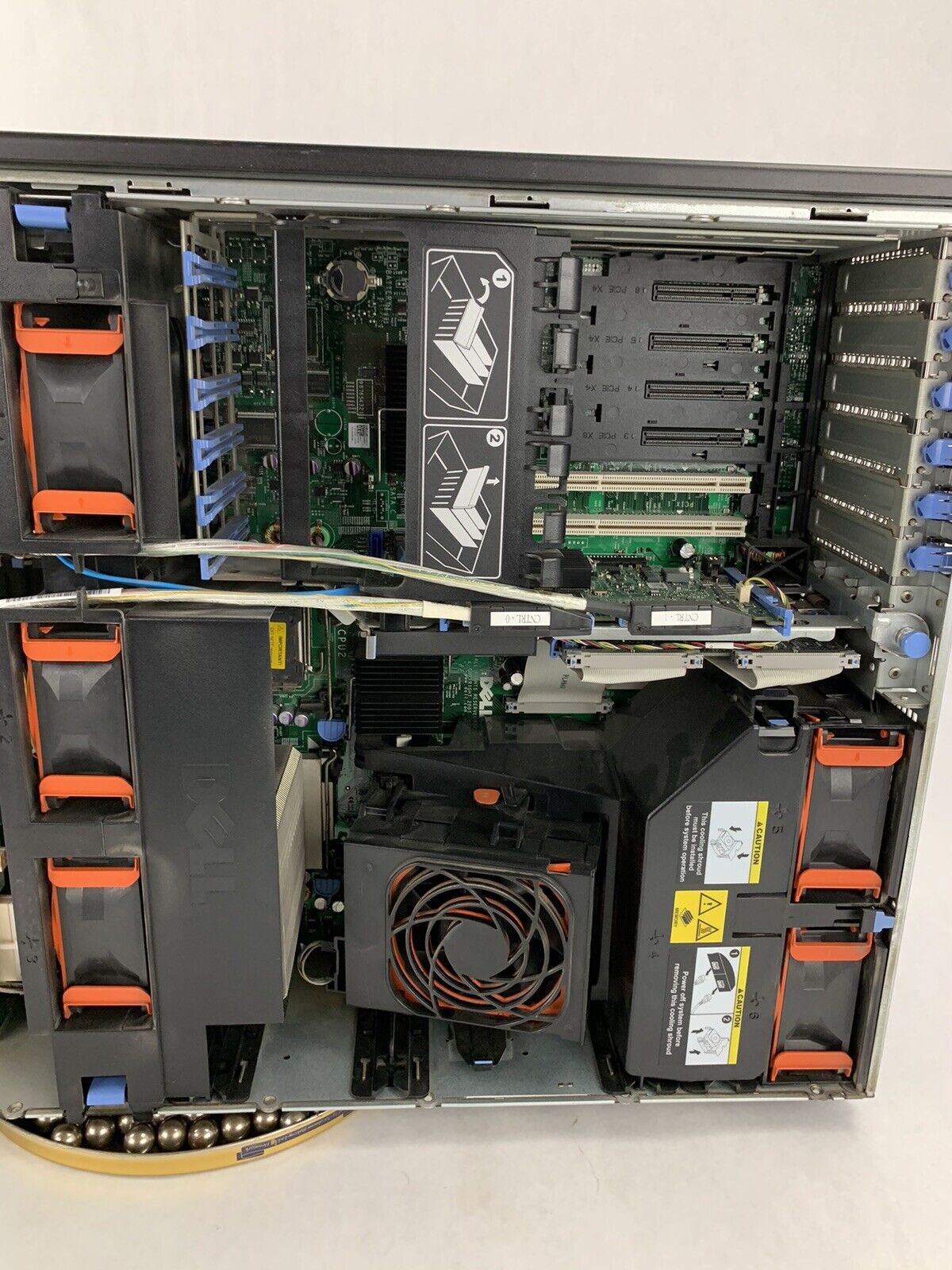 Dell PowerEdge 2900 X5260 3.3 GHz 24 GB RAM No HDD No OS