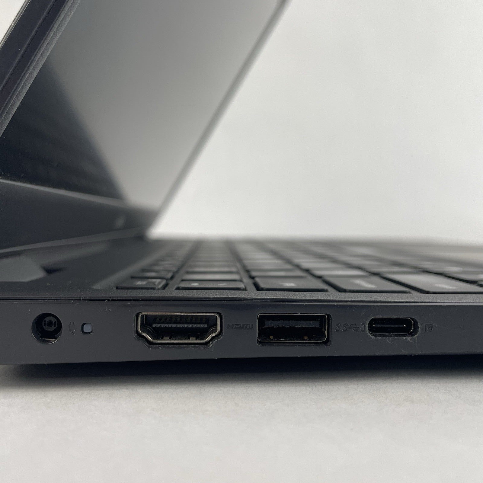 Dell Latitude 3510 15.6" i7-10510U 1.80 GHz 8 GB RAM No SSD/OS/AC5