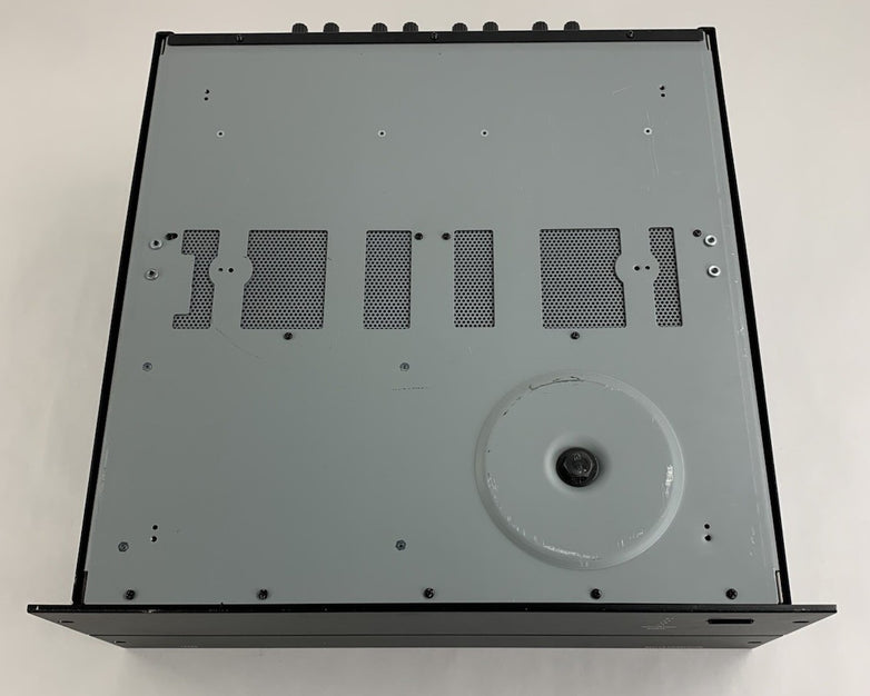 SpeakerCraft BB835 8-Channel Amplifier - Tested
