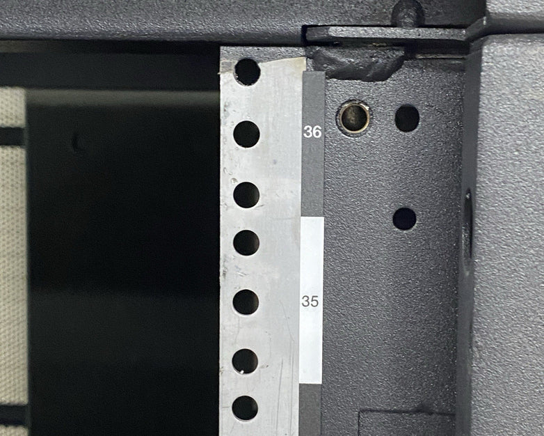 IBM 7014-T00 Enterprise 19" Rack Enclosure No Keys