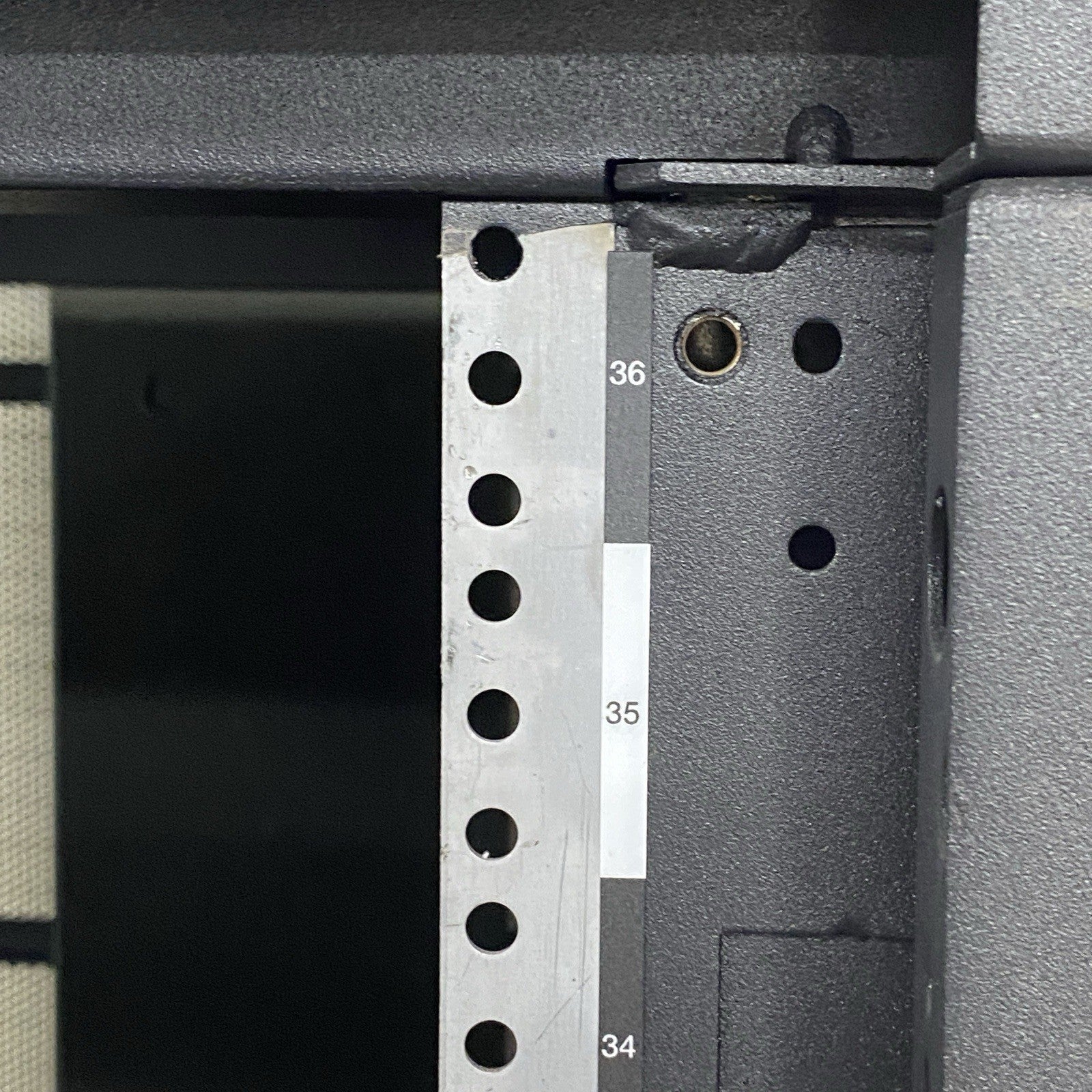 IBM 7014-T00 Enterprise 19" Rack Enclosure No Keys6