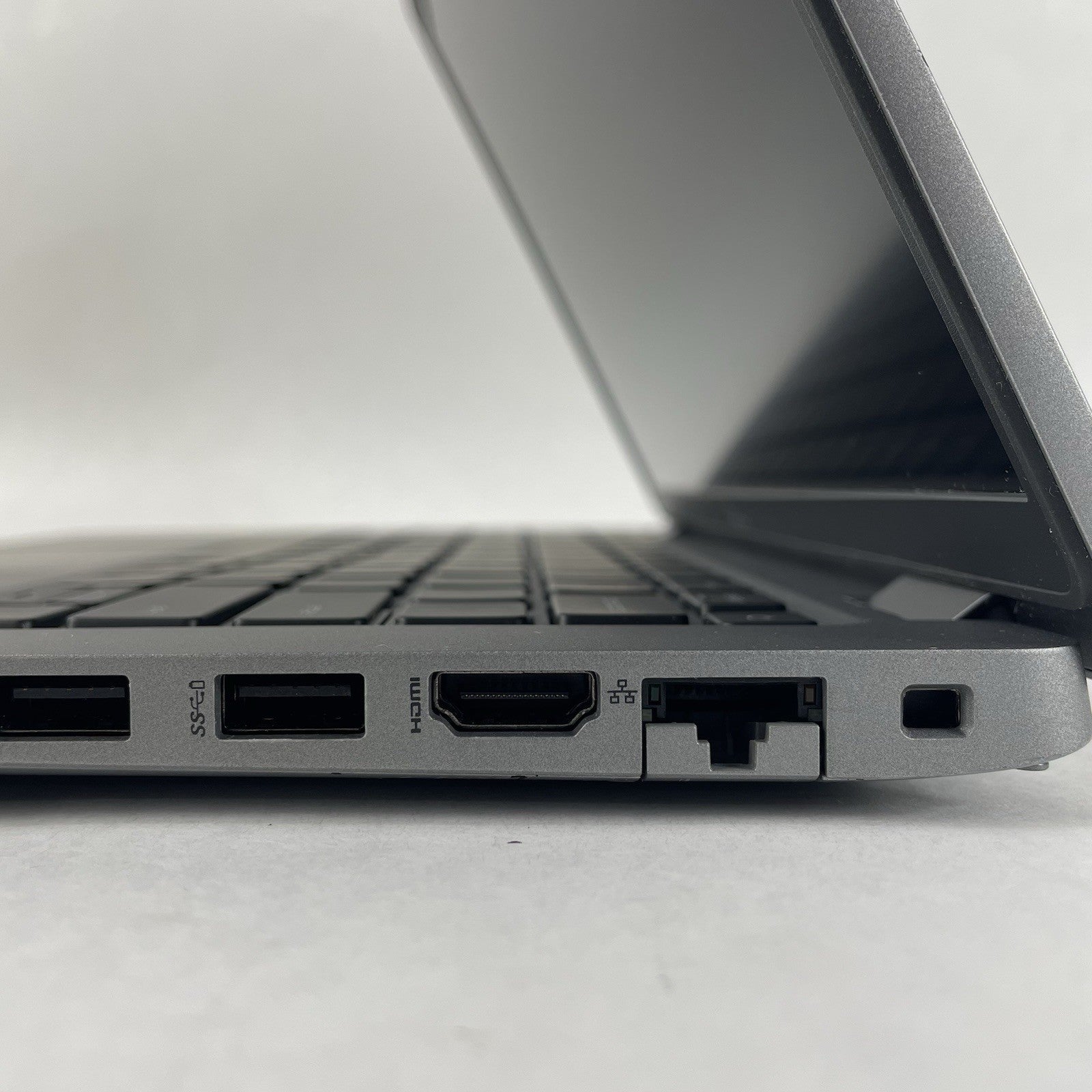 Dell Latitude 5420 14" i7-1165G7 2.80 GHz 8 GB RAM No SSD/OS/AC - READ9