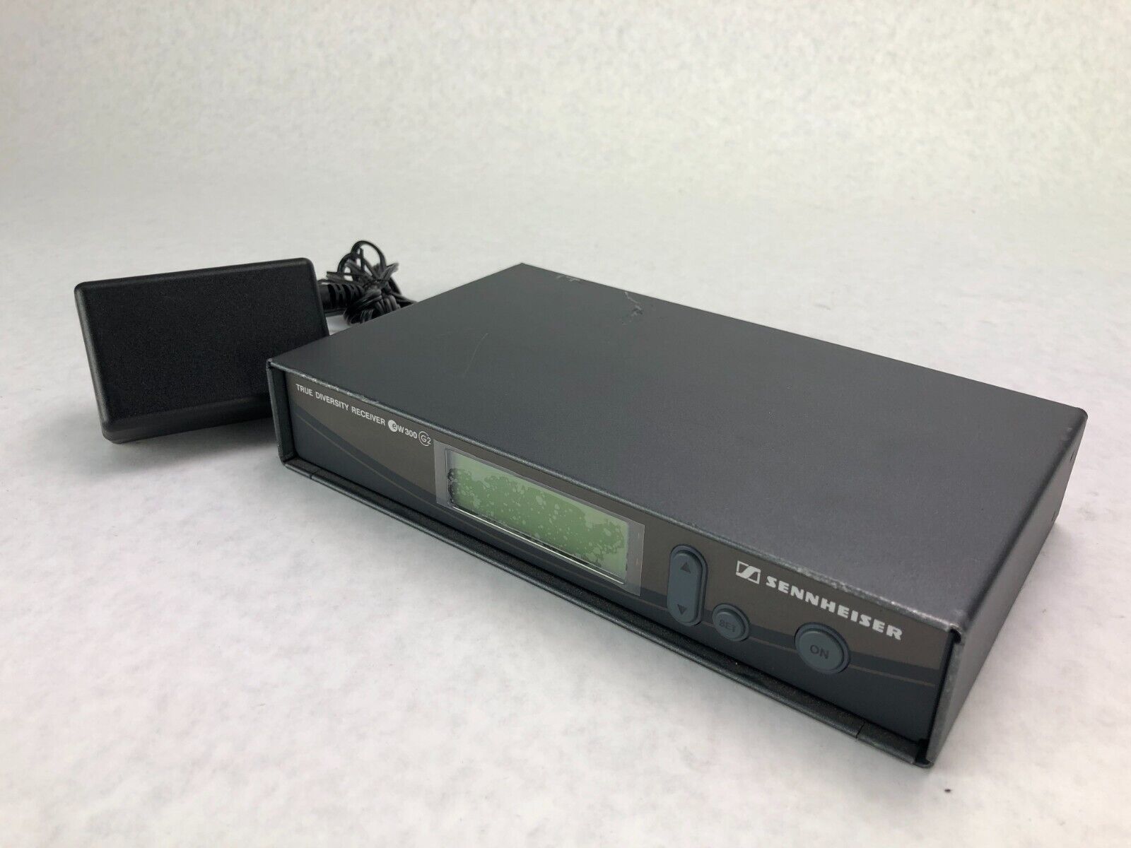 Sennheiser True Diversity Receiver EW300G2 Wireless Microphone System