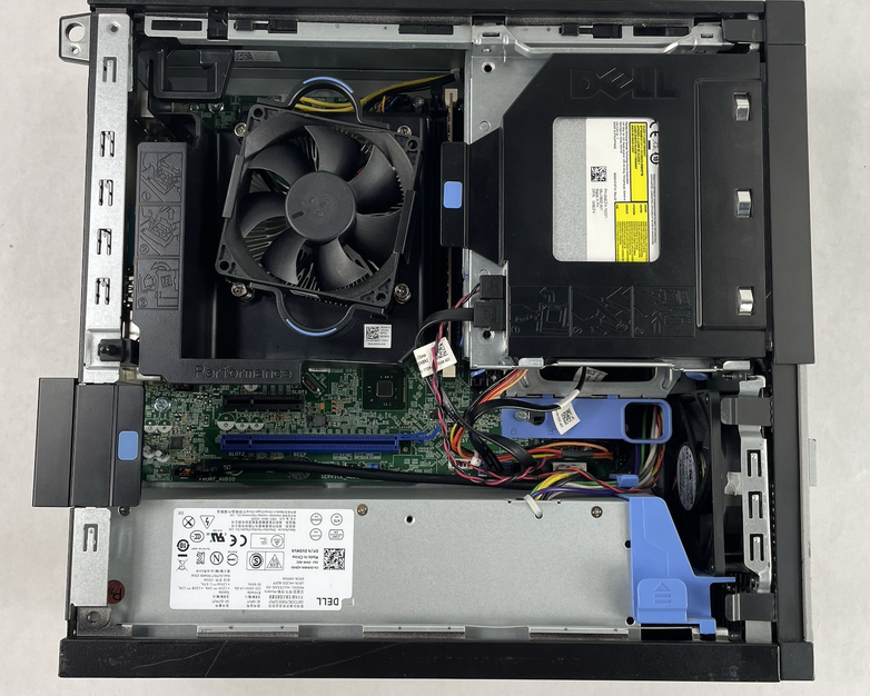 Dell Optiplex 7020 SFF i7-4700 3.40 GHz 4 GB RAM No HDD/OS