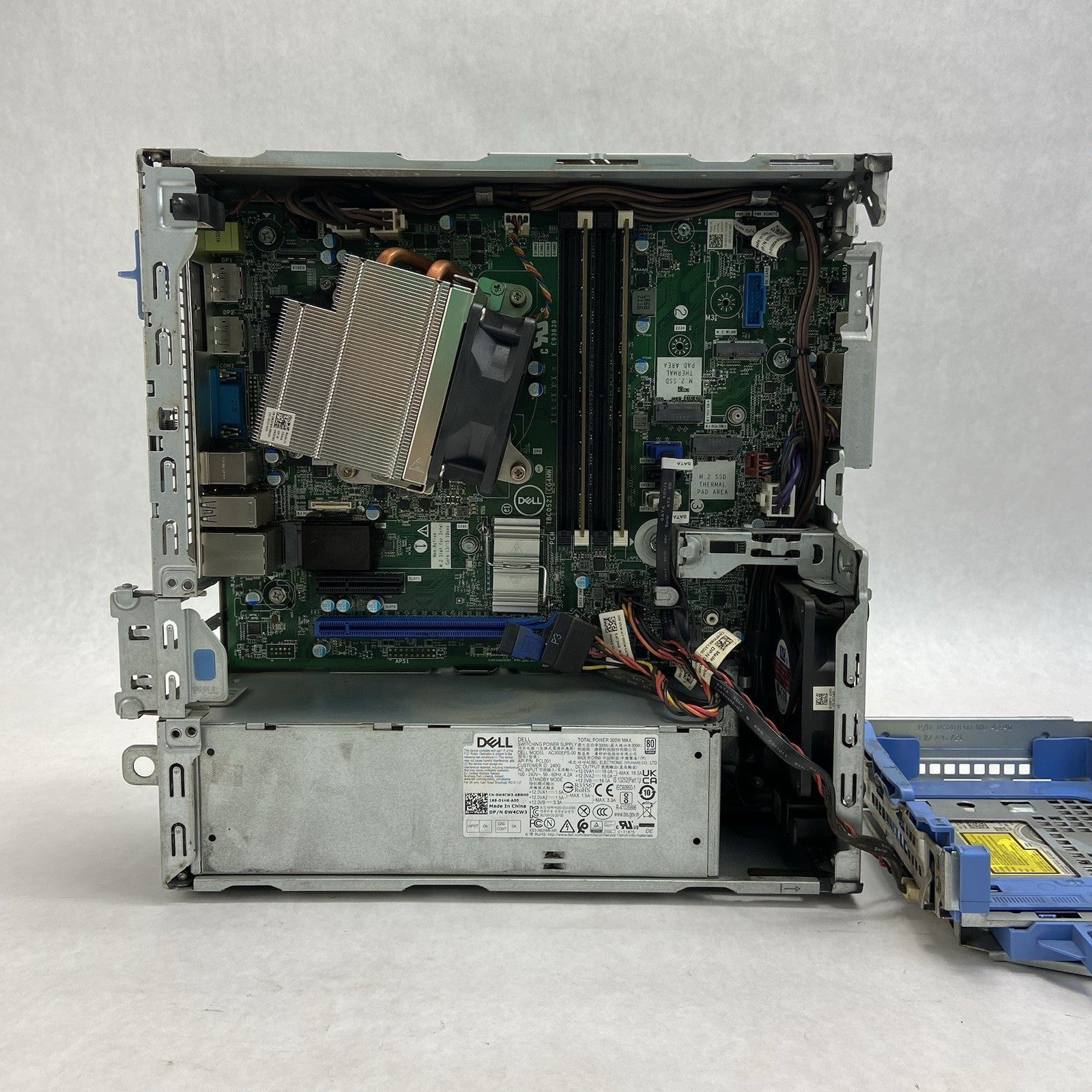 Dell Precision 3450 SFF Intel Xeon W-1350 3.3GHz 32GB RAM No HDD No OS9