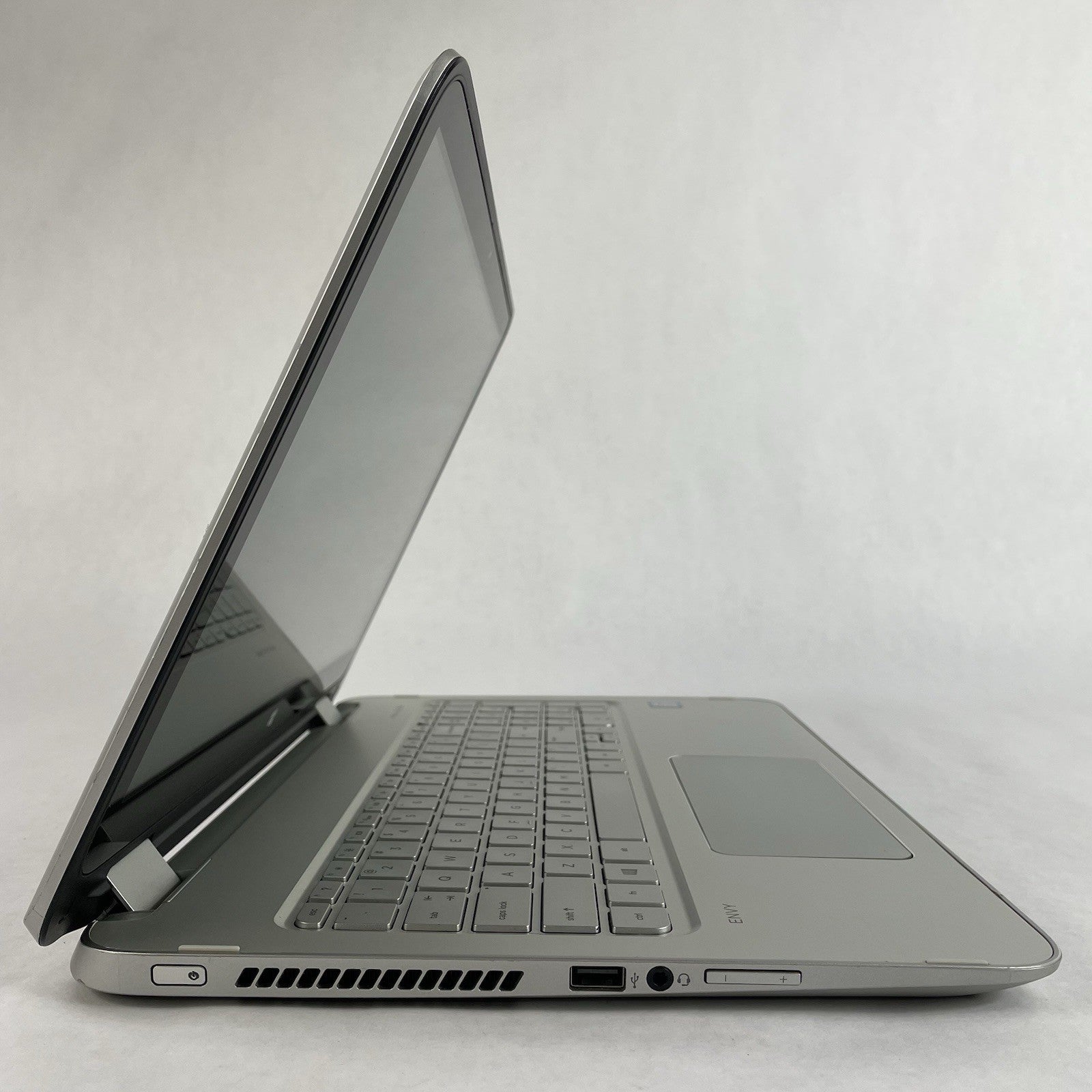 HP Envy 15-u483cl 15.6" i7-6500U 2.50 GHz 12 GB RAM No SSD/OS/AC/Batt4