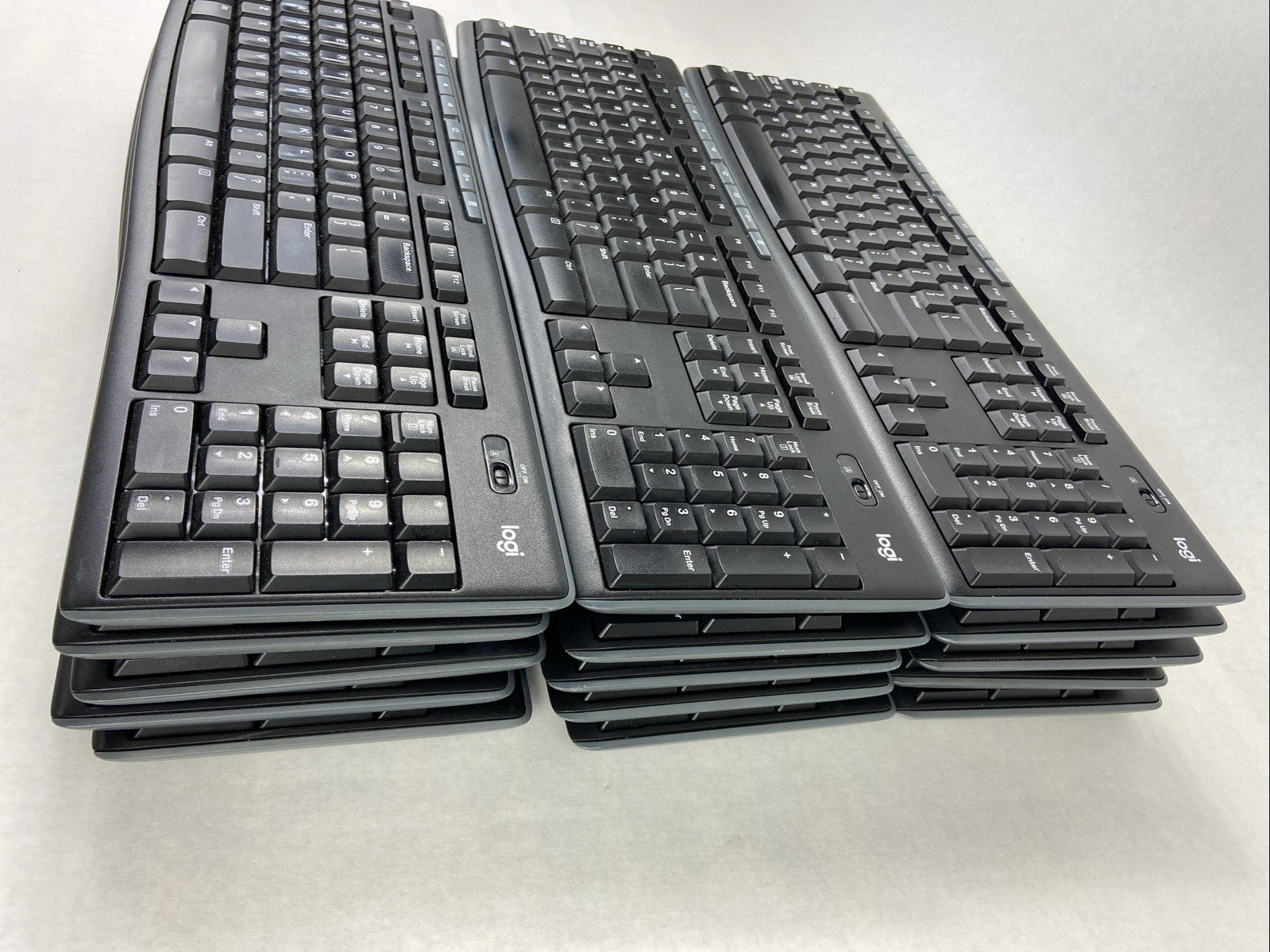 Lot of 15 Logitech K270 Wireless Keyboards  - Dongles Included -  Needs Pairing