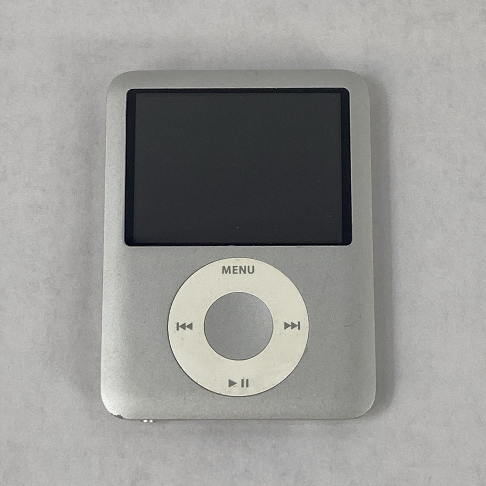 Apple iPod Nano 3rd Gen A1236 8GB Silver v1.1.34