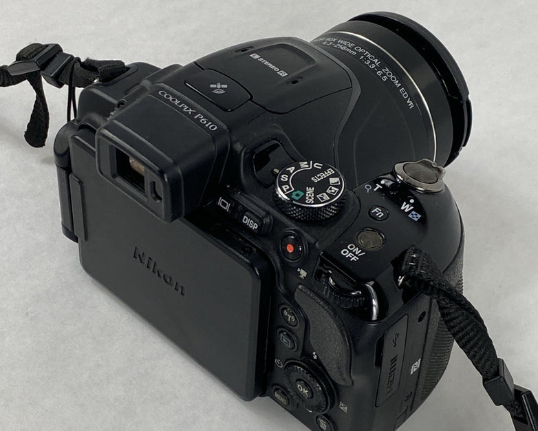 Nikon Coolpix P610 Digital Camera Black w/ Battery - READ