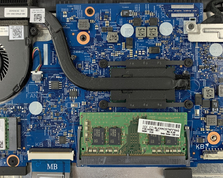 Dell Latitude 3300 13.3" i5-8250u 1.6 GHz 8 GB Ram NO OS No HDD No Batt No AC