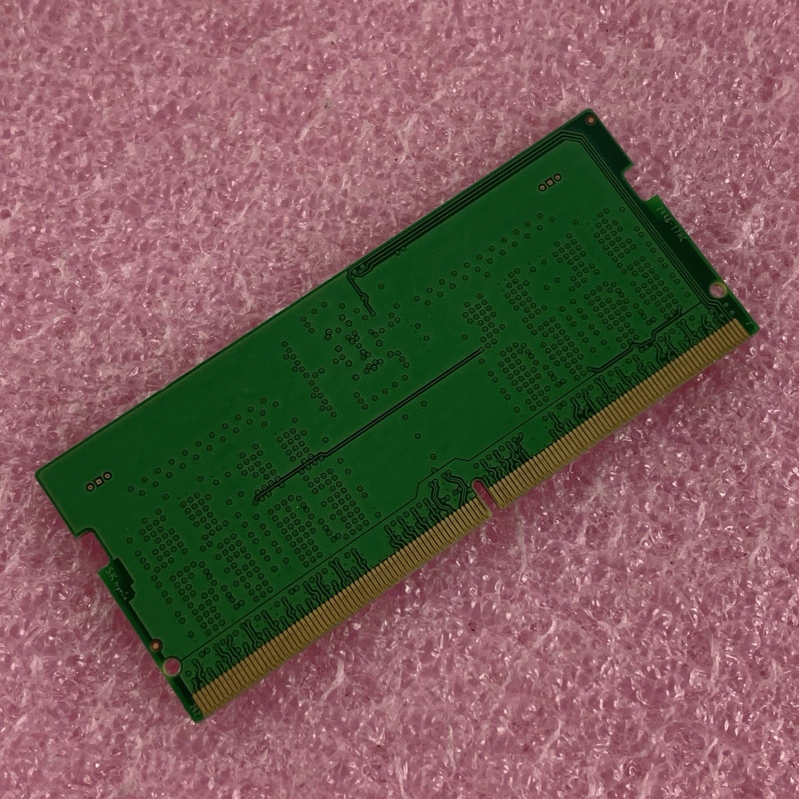 SK Hynix HMCG66AGBSA095NBA 8 GB DDR5 SDRAM SO-DIMM PC5-5600B Laptop Memory Ram4