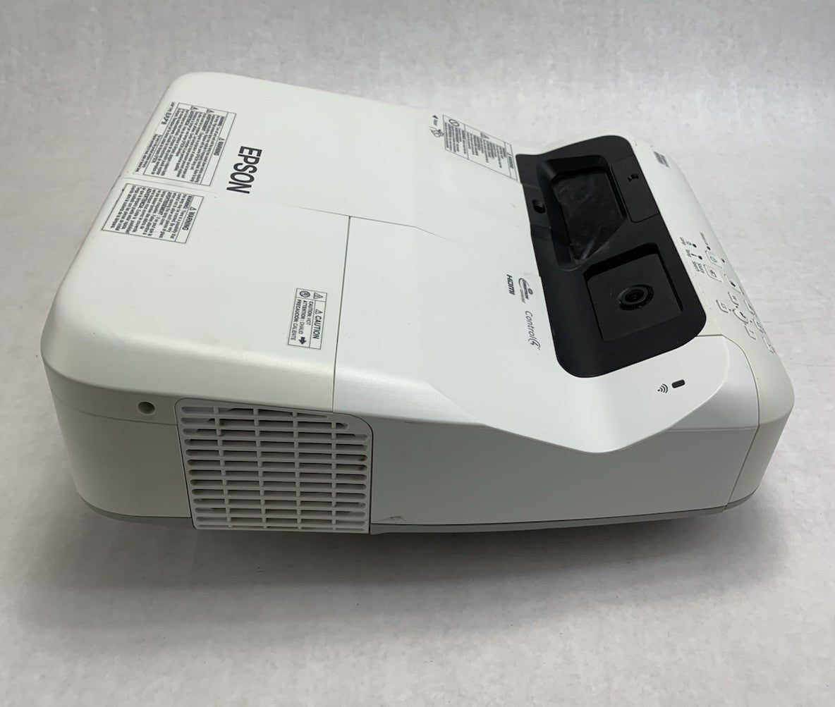 Epson PowerLite 695Wi H740A LCD Lamp Projector 5578 Lamp Hours - Dim No Remote2