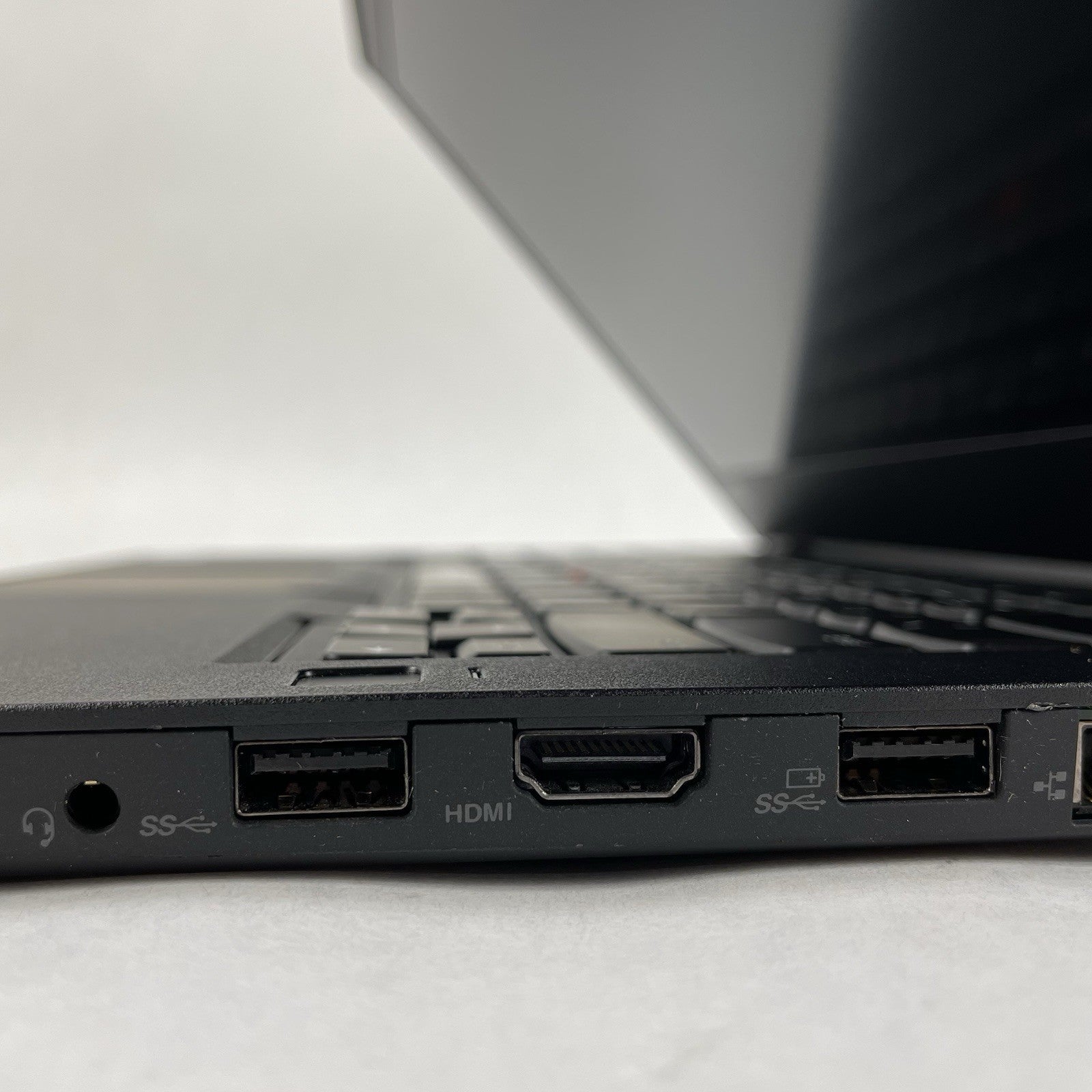 Lenovo ThinkPad T480 14" i5-8350U 1.70GHz 8GB RAM No SSD/AC/OS/Batt - Bad Bottom6