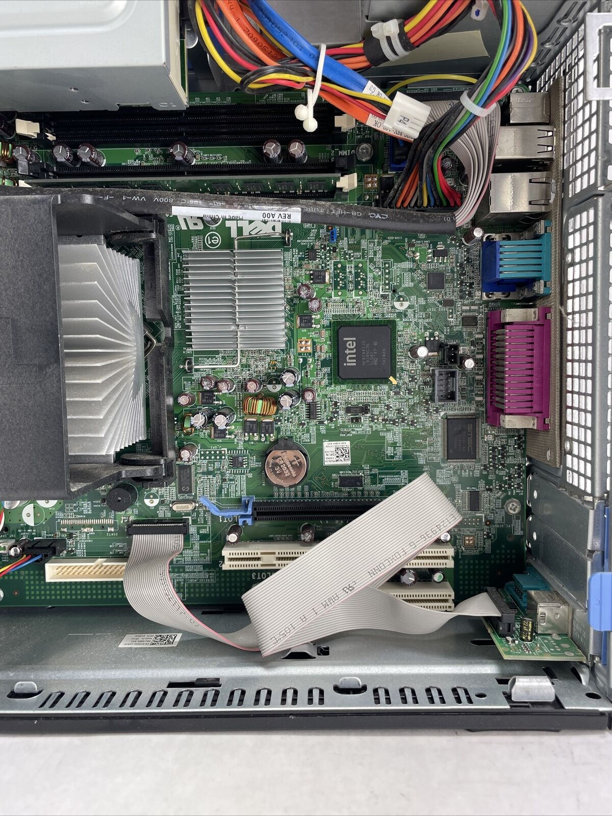 Dell Optiplex 760 DT Intel Pentium Dual-Core E5200 2.5GHz 2GB RAM No HDD No OS