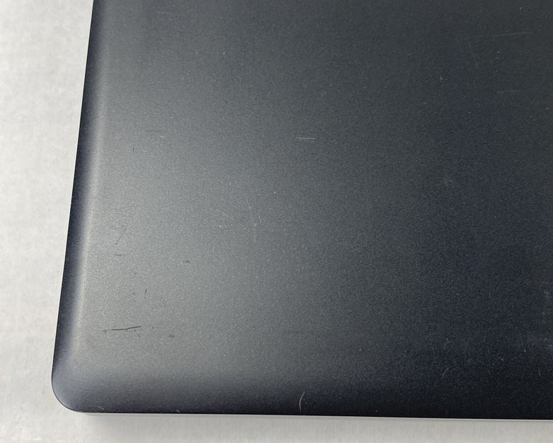 Dell Latitude 5590 Core i5-7300U 2.60 GHz 8 GB RAM 15.6" No Battery No HDD No OS