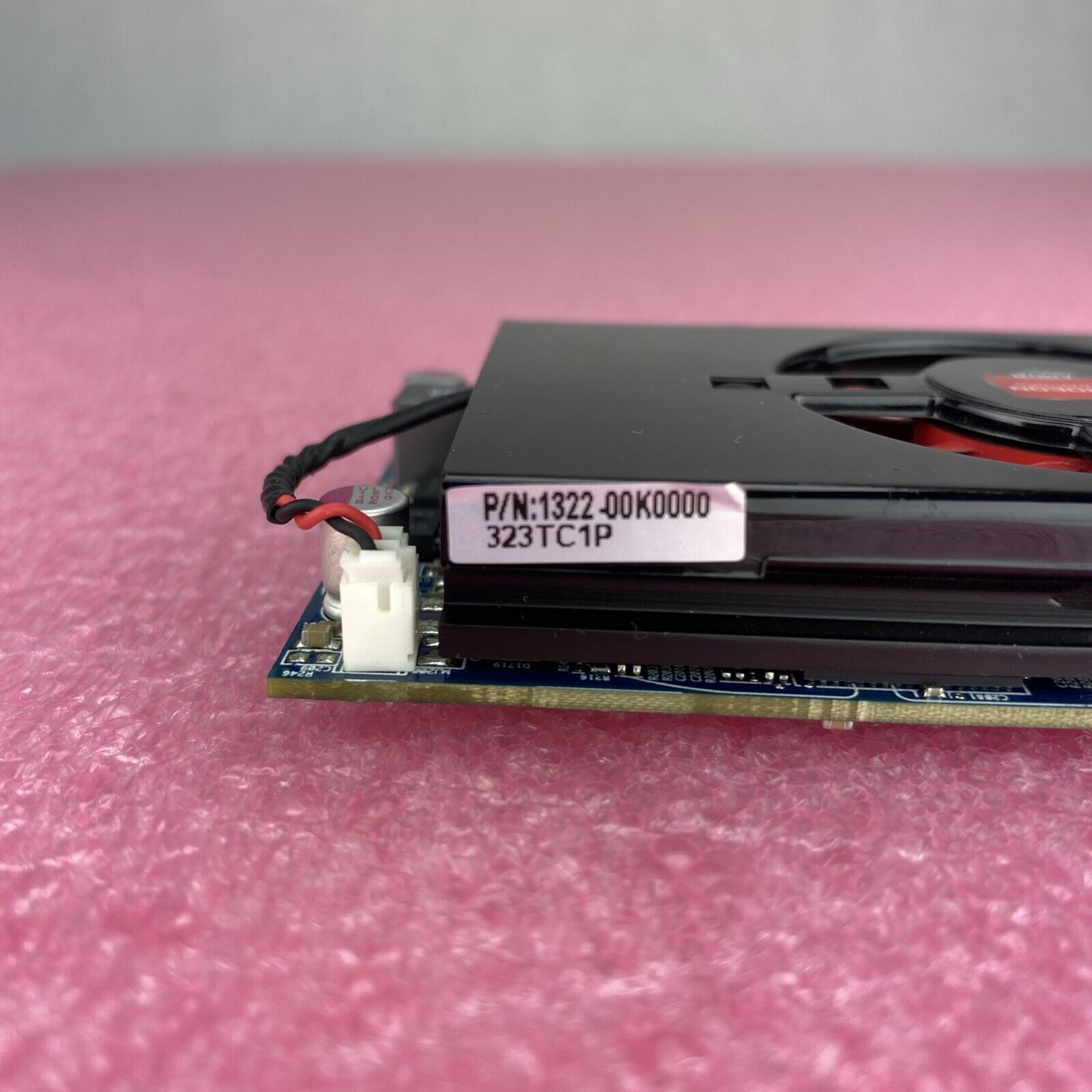 Dell AMD Radeon HD 7570 1GB GDDR5 PCIe x16 DVI DP 0KFWWP Lot Of 2