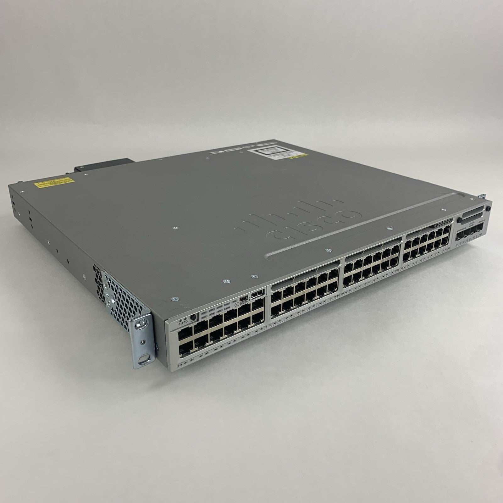Cisco WS-C3850-48P-L V07 48-Port PoE Switch Tested w/ C3850-NM-4-10G 1x PSU0