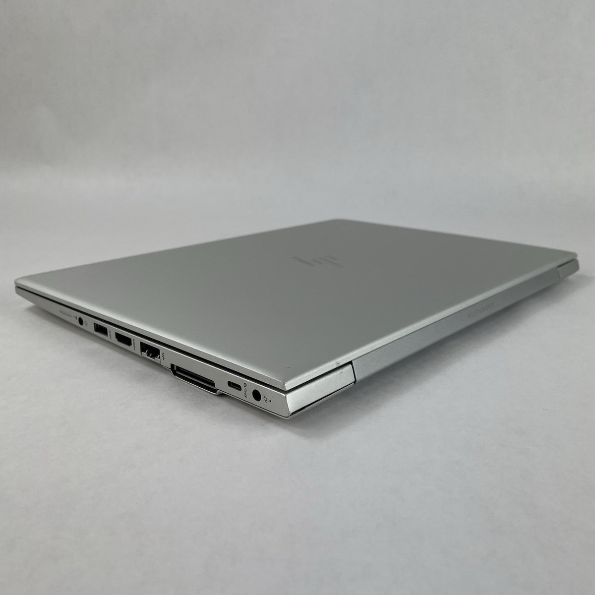 HP mt44 14" Ryzen 3 Pro 2300U 2.00 GHz 4 GB RAM No SSD/OS/AC/Batt9