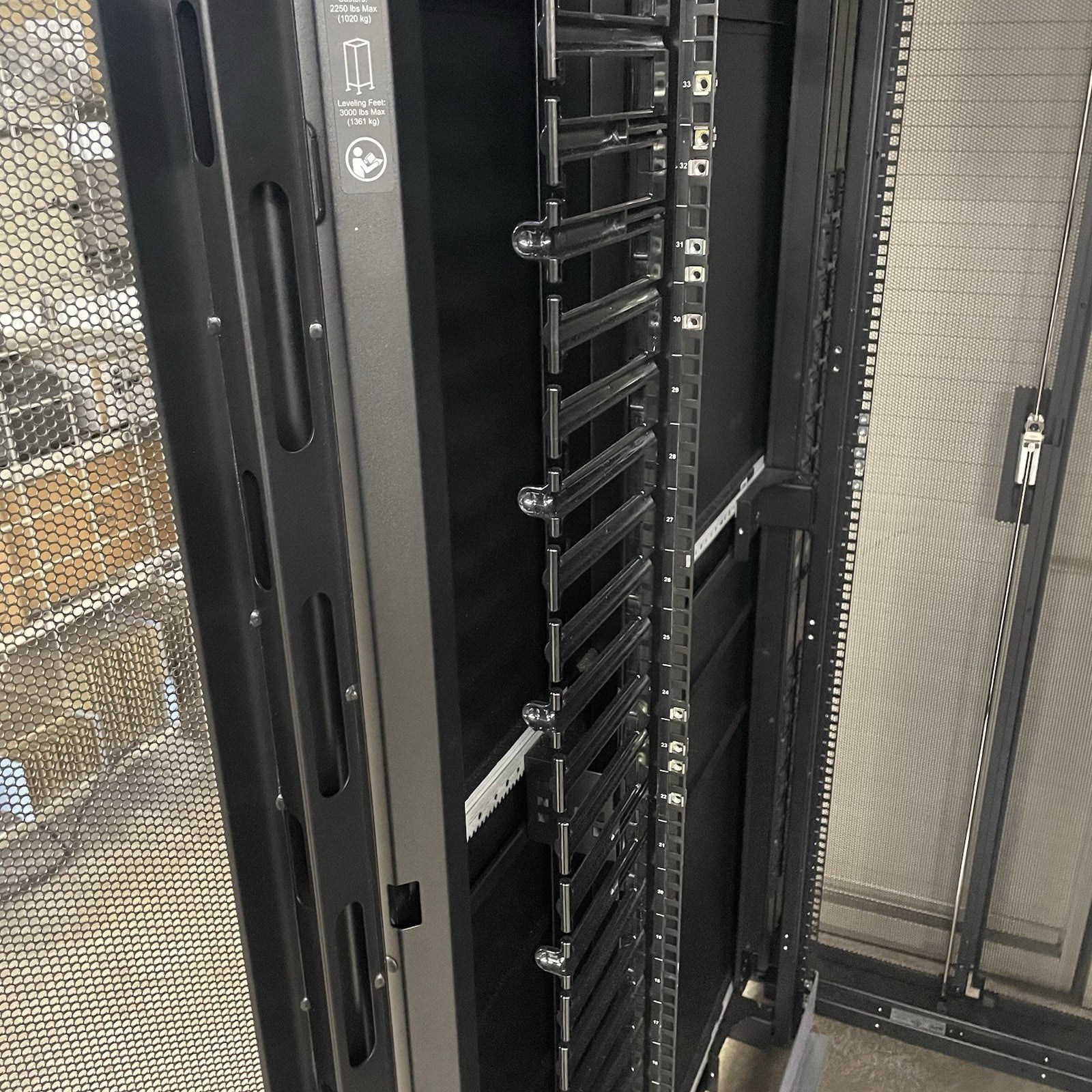 APC E242296 NetShelter SX 42U Server Rack 19" Enclosure Cabinet No Key