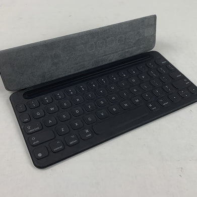 Apple A1772 QWERTY Keyboard Folio For Apple IPad Pro - Untested