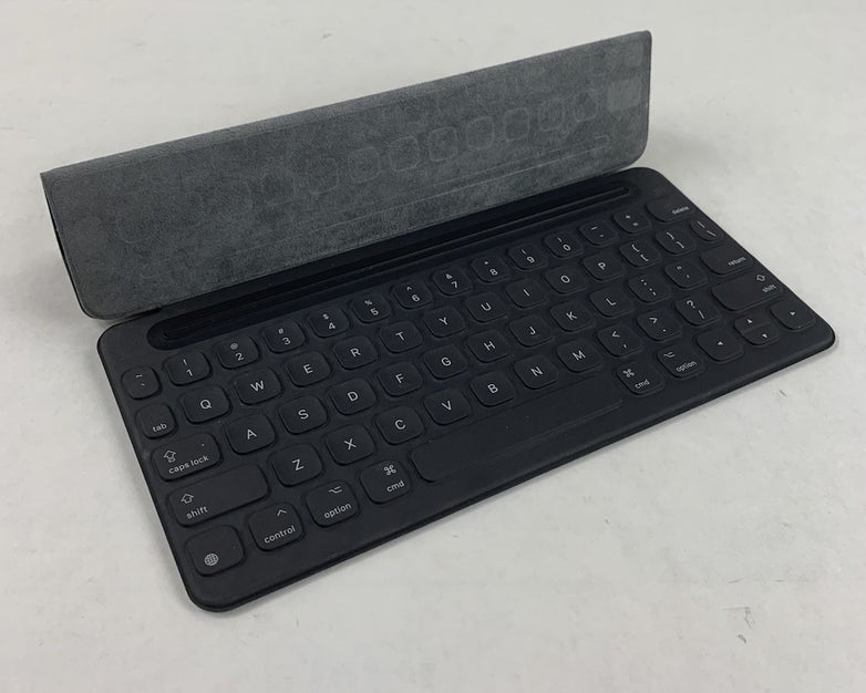 Apple A1772 QWERTY Keyboard Folio For Apple IPad Pro - Untested