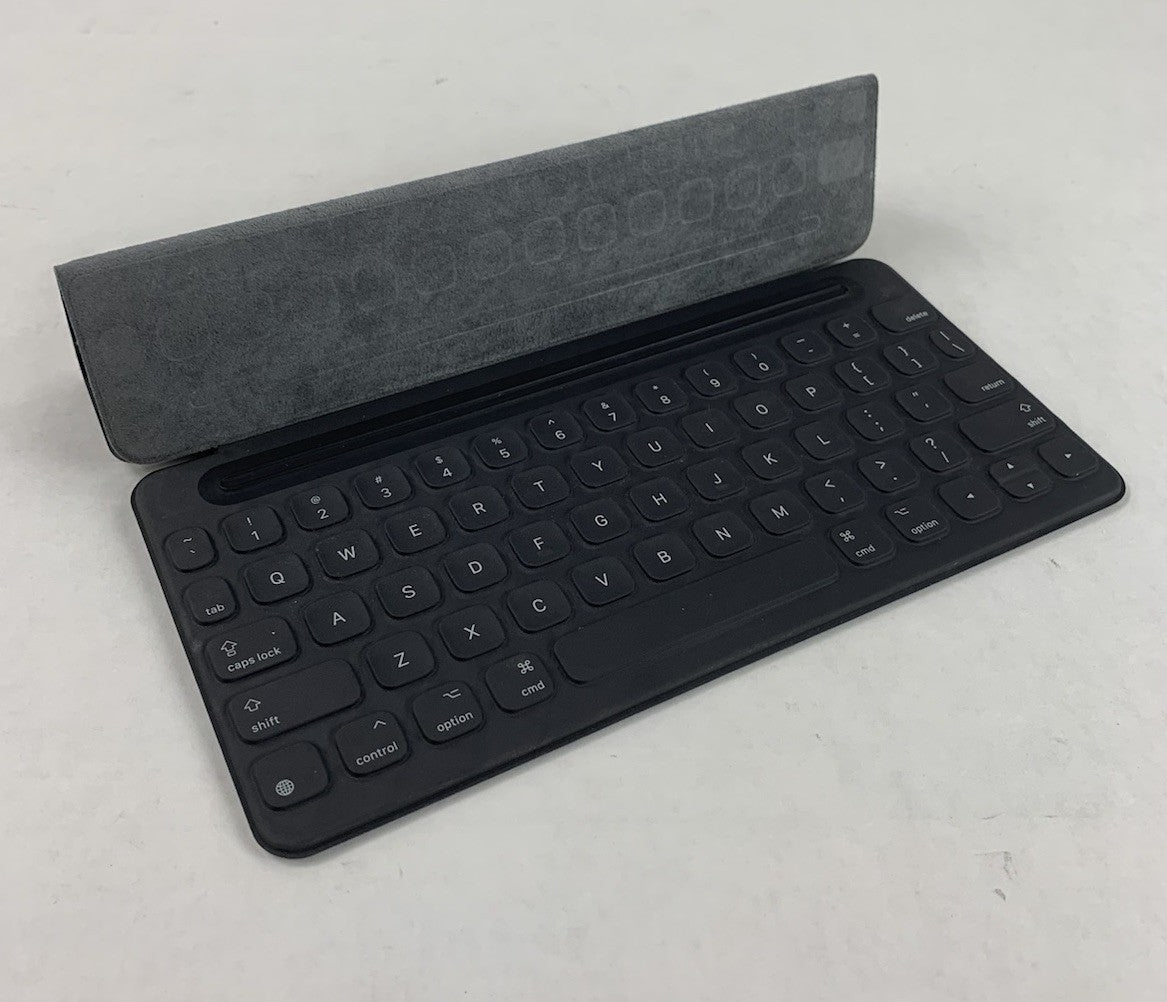 Apple A1772 QWERTY Keyboard Folio For Apple IPad Pro - Untested0
