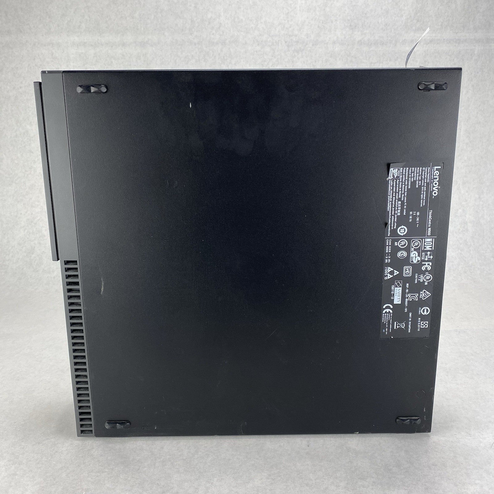 Lenovo ThinkCentre M900 SFF Intel Core i5-6500 3.2GHz 8GB RAM No HDD No OS