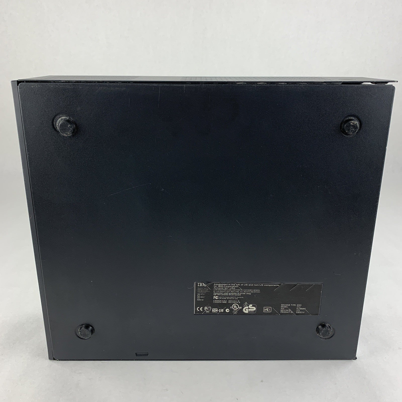 IBM Netvista 8303-42U Desktop Pentium 4 2.4 GHz 256 MB Win XP COA No OS No HDD