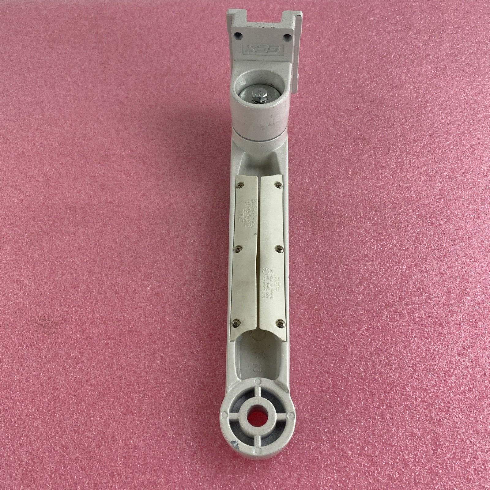 GCX WMM-0001-01B M-Series Tilt Pivot Arm Max Load 60lb No Mounting Bracket2