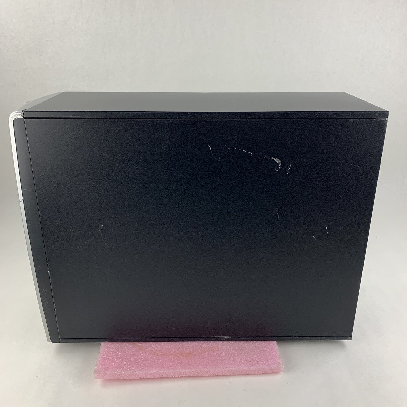 HP Proliant ML150 G2 Tower Server 1x Xeon 3.0 GHz 3 GB Ram No OS No HDD