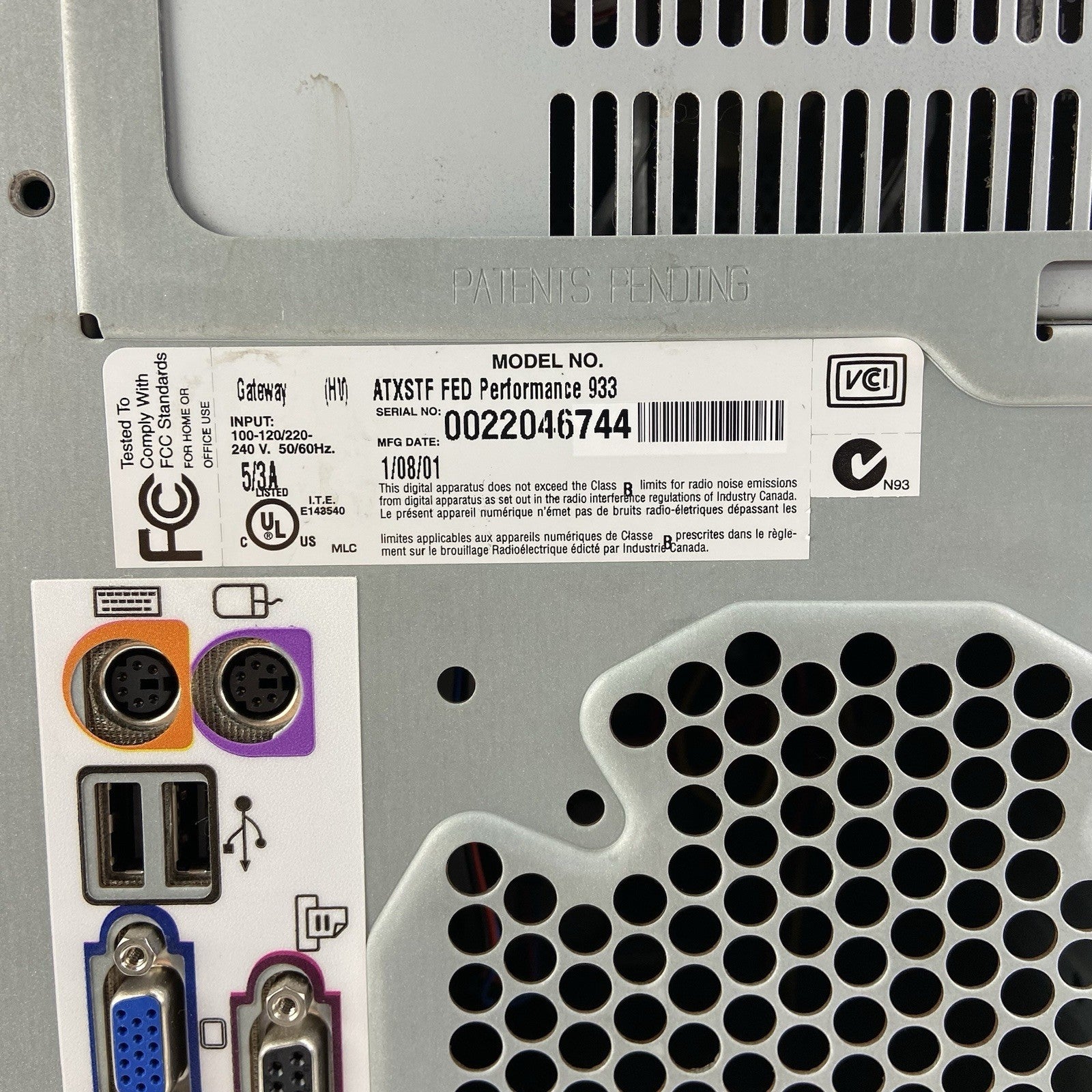 Gateway Performance 933 MT Intel Celeron 934MHz 127MB RAM No HDD No OS5