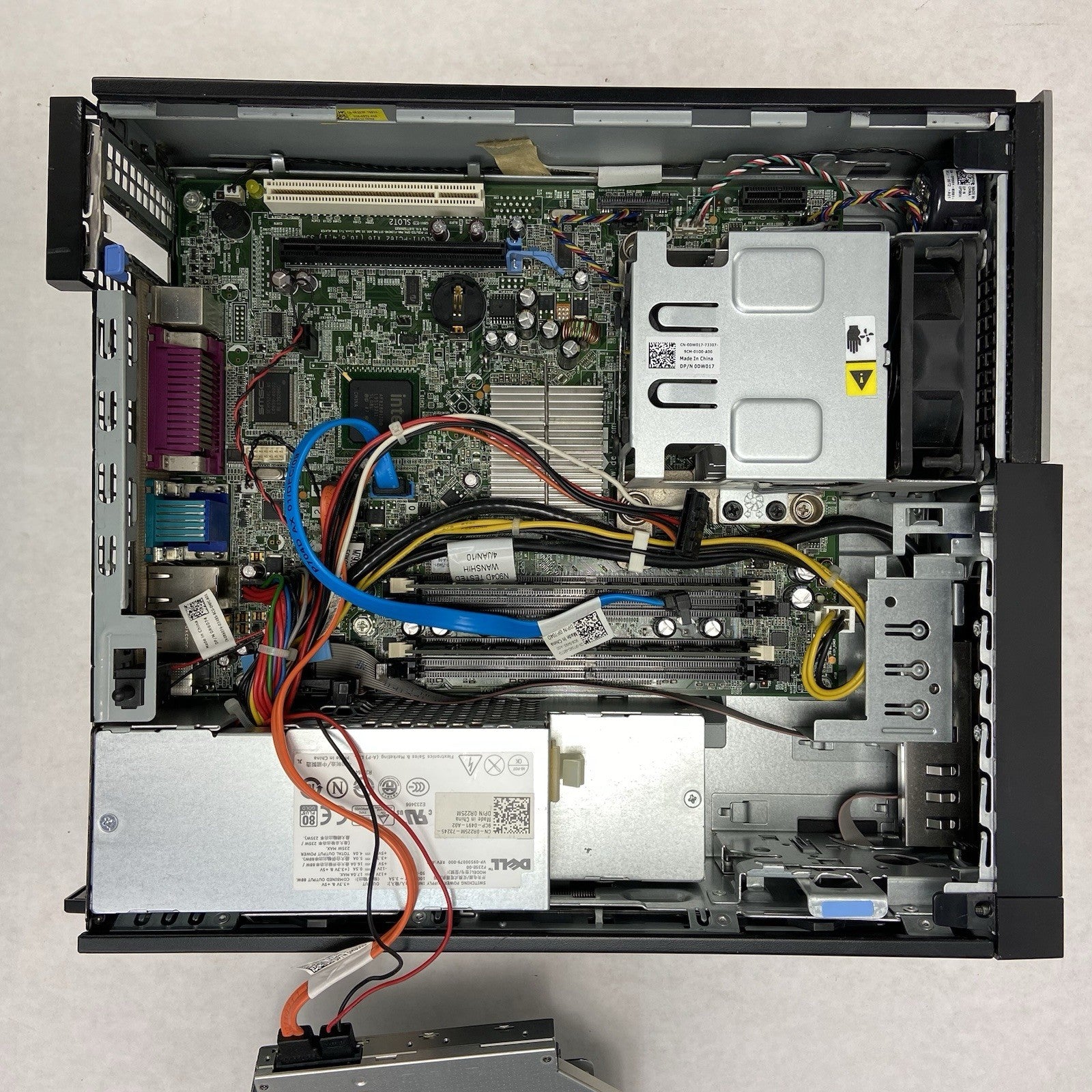 Dell Optiplex 960 SFF Intel Core 2 Duo E8400 3GHz 4GB RAM No HDD No OS11