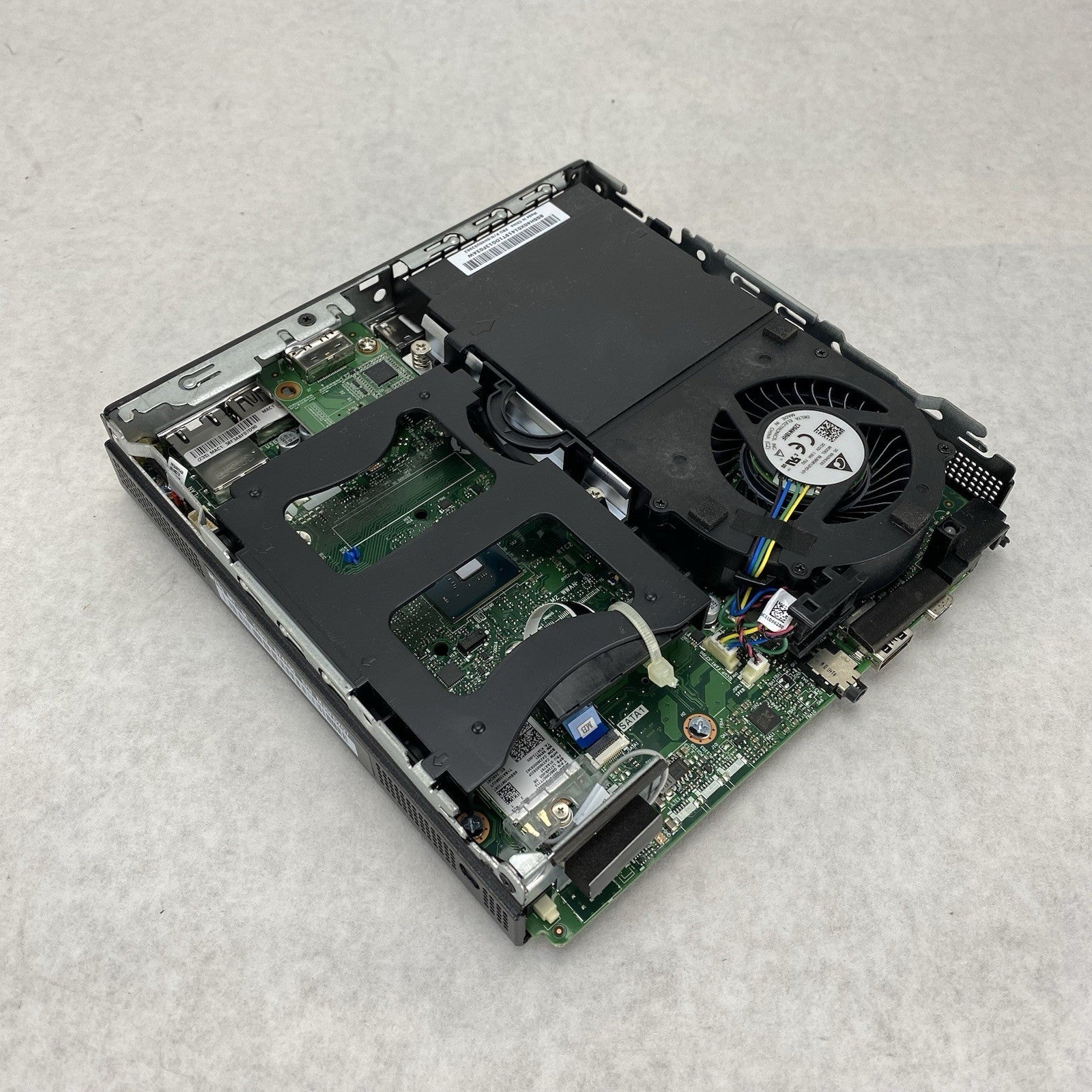 Lenovo ThinkCentre M70q Micro Intel Core i5-10500T 2.3GHz 8GB RAM No HDD/OS/AC