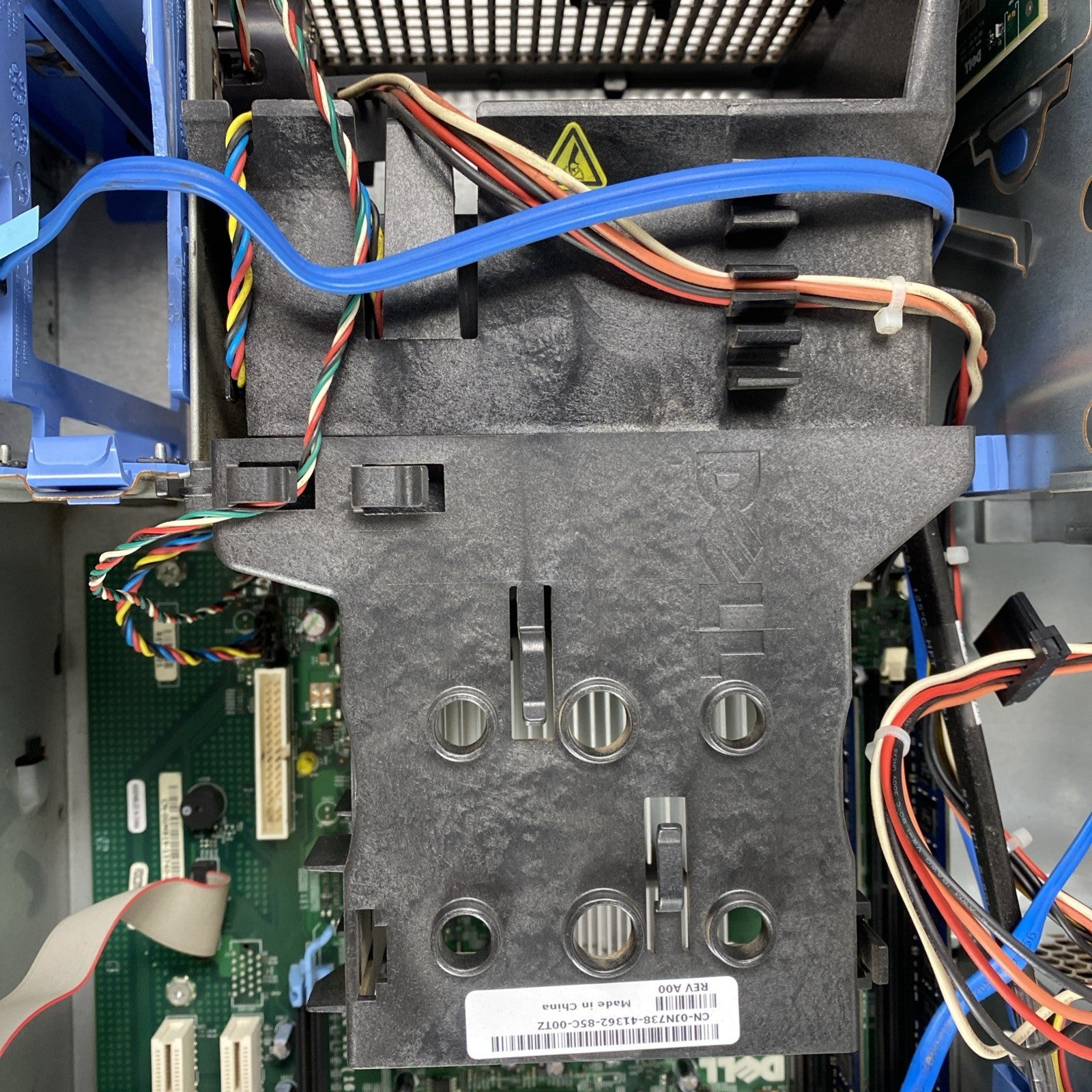 Dell OptiPlex 755 MT Intel Core 2 Duo E8200 2.66GHz 4GB RAM No HDD No OS