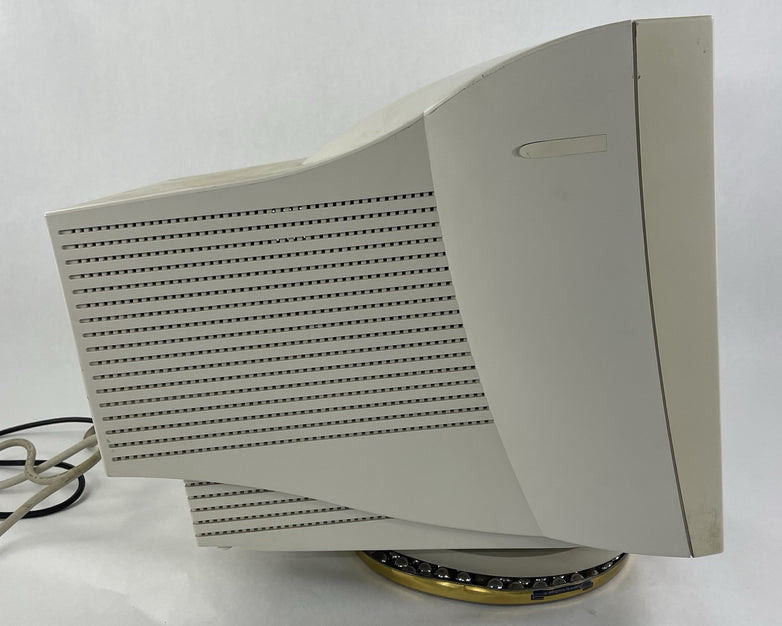 Gateway YE0711-01 16" EV700 1280x1024 VGA CRT