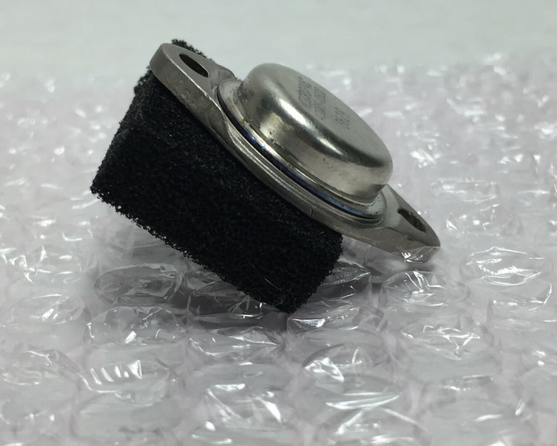 NOS MICROPAC 42055-0520 Voltage Regulator