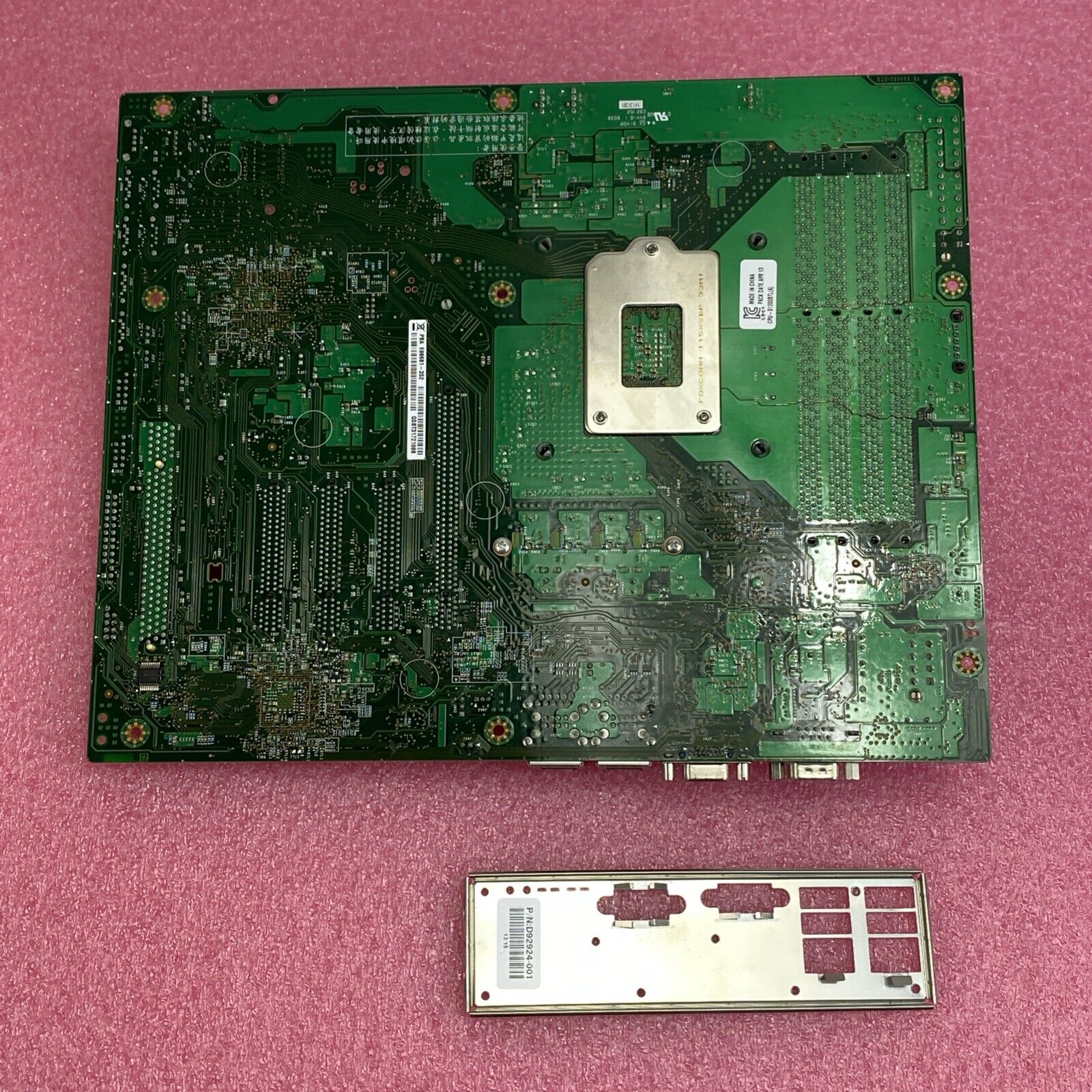 Intel S1200BTL Motherboard Intel Xeon E3-1230V2 3.3GHz 32GB RAM w/ Shield