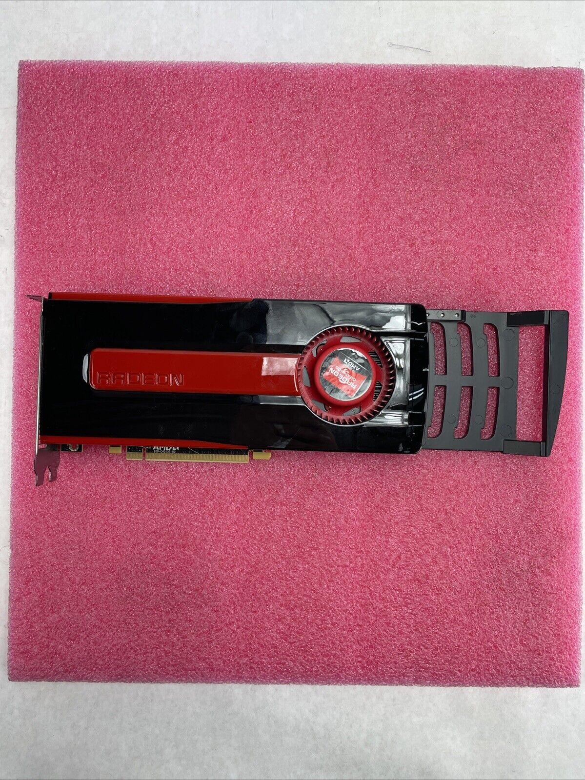 H157 AMD Radeon Graphics Card KCC-REM-ATI-102-C40102