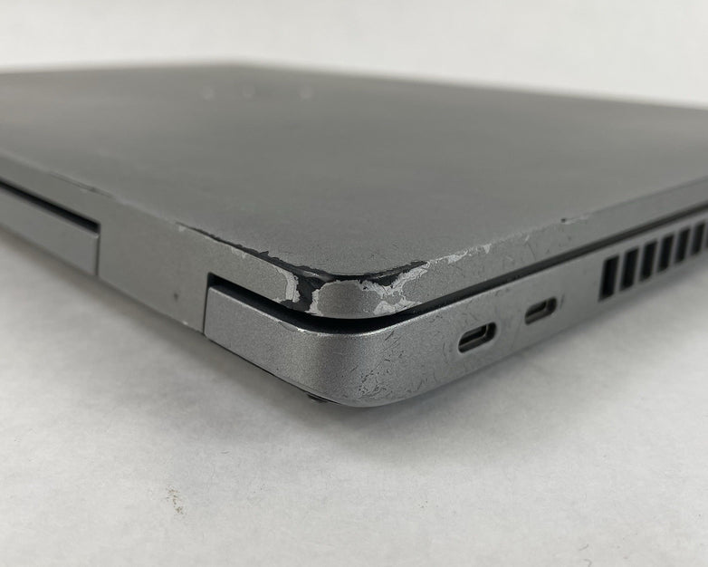 Dell Latitude 5520 15.6" i5-1135G7 2.40 GHz 8 GB RAM No SSD/OS/AC/Batt - READ