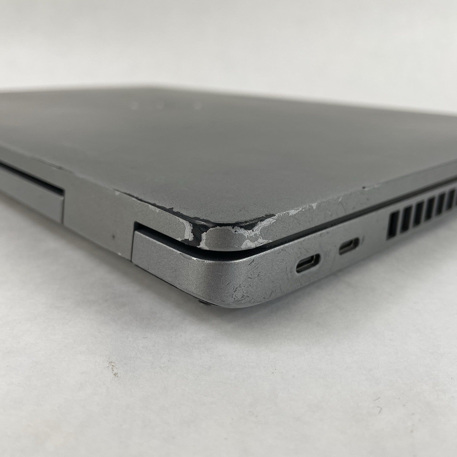 Dell Latitude 5520 15.6" i5-1135G7 2.40 GHz 8 GB RAM No SSD/OS/AC/Batt - READ11