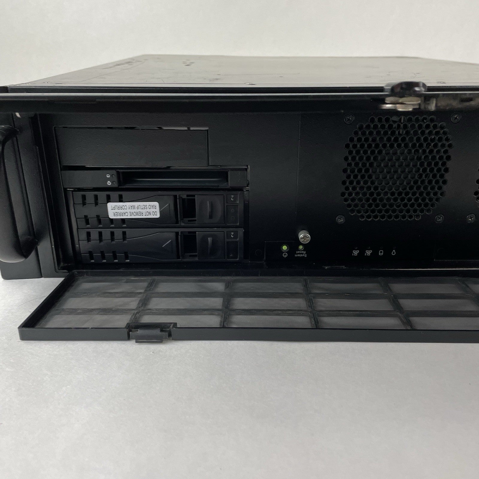 Advantech HPC-7320MB-00XE 3U Rackmount Server Chassis Barebones - Worn4