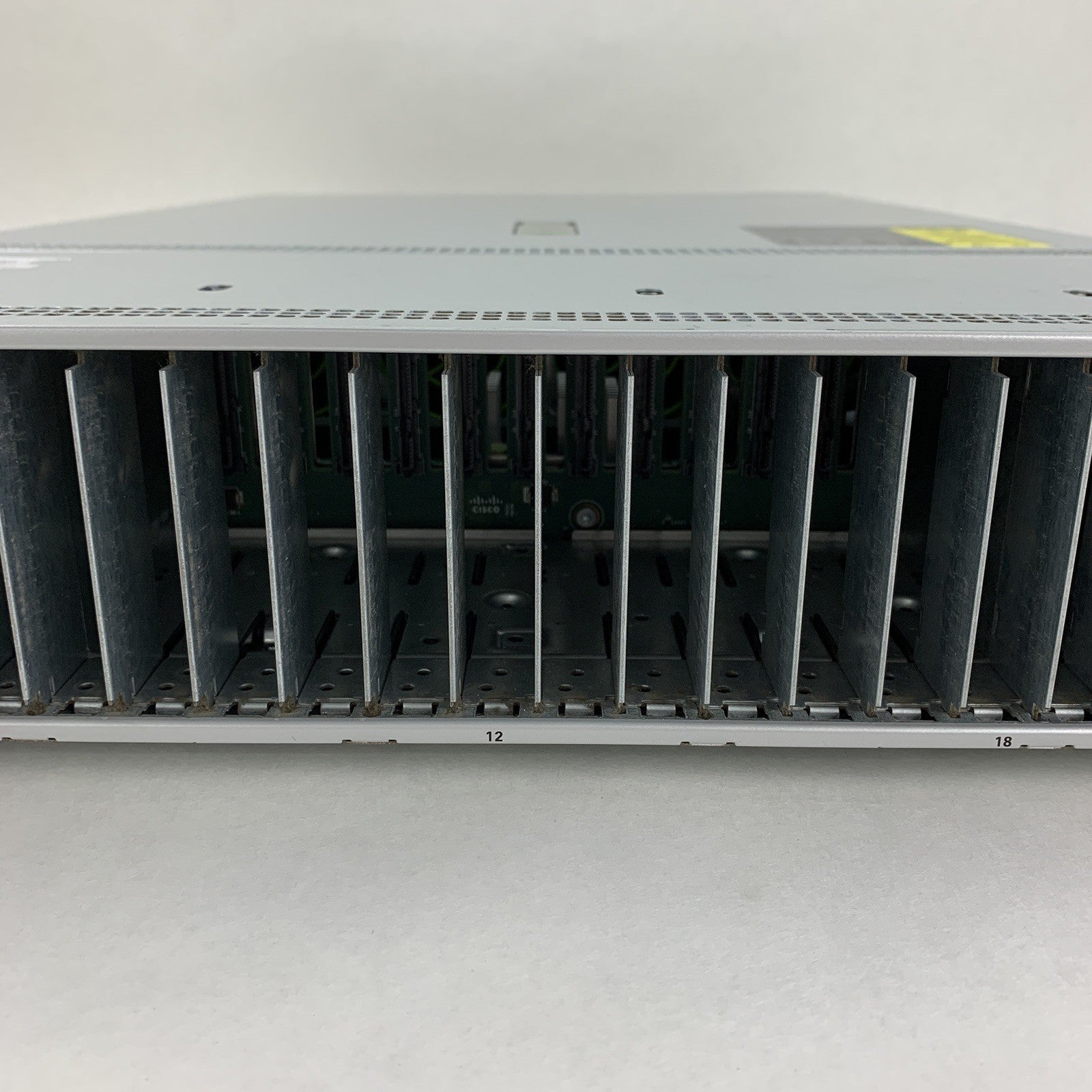 Cisco UCS C240 M4 Xeon E5-2630v4 2.2 GHz 128 GB Ram 2U Server No OS No HDD