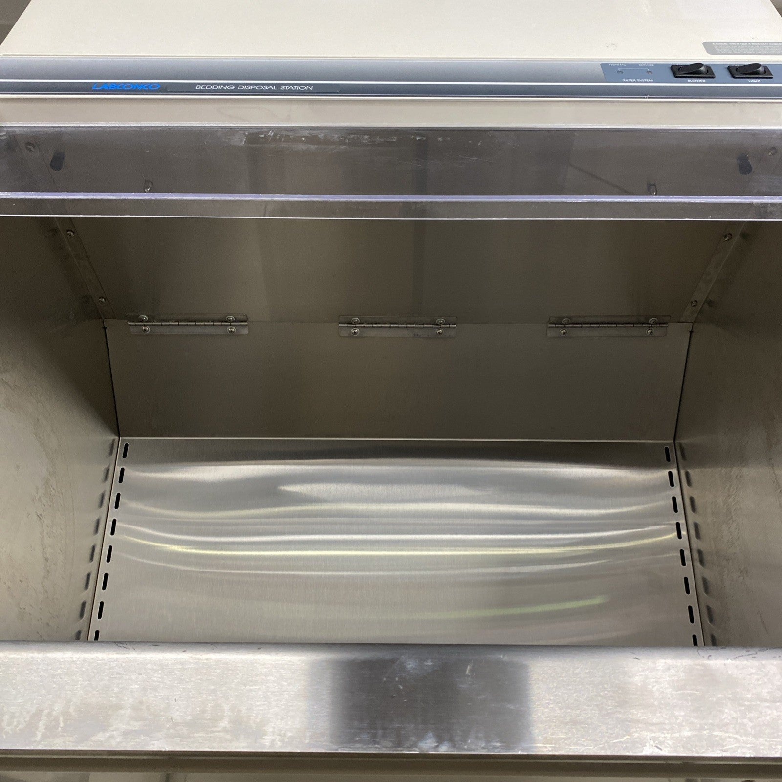 Labconco 3840000 Bedding Disposal Station7