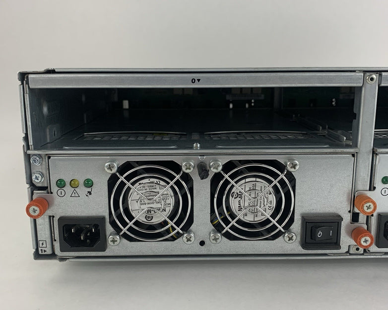 Dell PowerVault MD3000i AMP01 Storage Array 4x Cad 2x PSUs No HDDs/Controllers