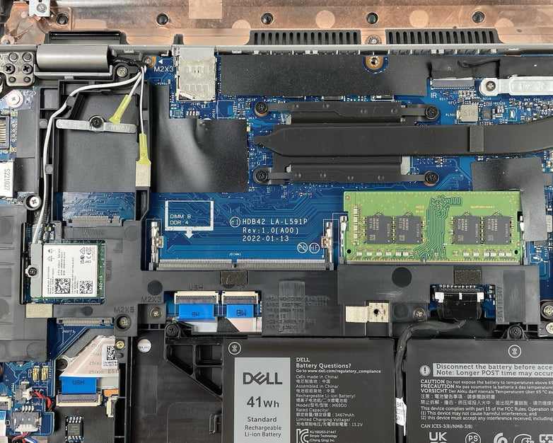 Dell Latitude 5430 14" i5-1235U 3.96 GHz 16 GB RAM No SSD/OS/AC